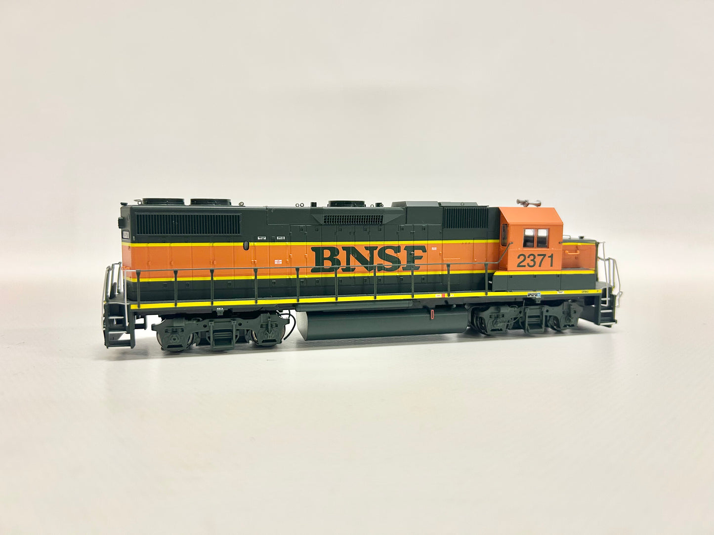 Proto2000Series 31020 Diesellok GP38-2 BNSF DC H0