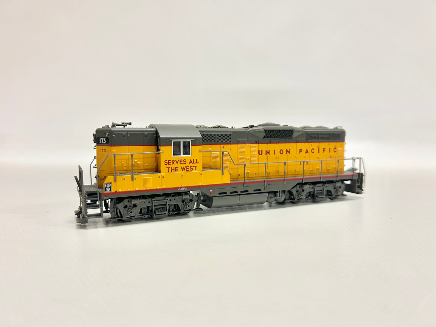 Proto2000Series 31167 Diesellok GP9I Union Pacific DC H0