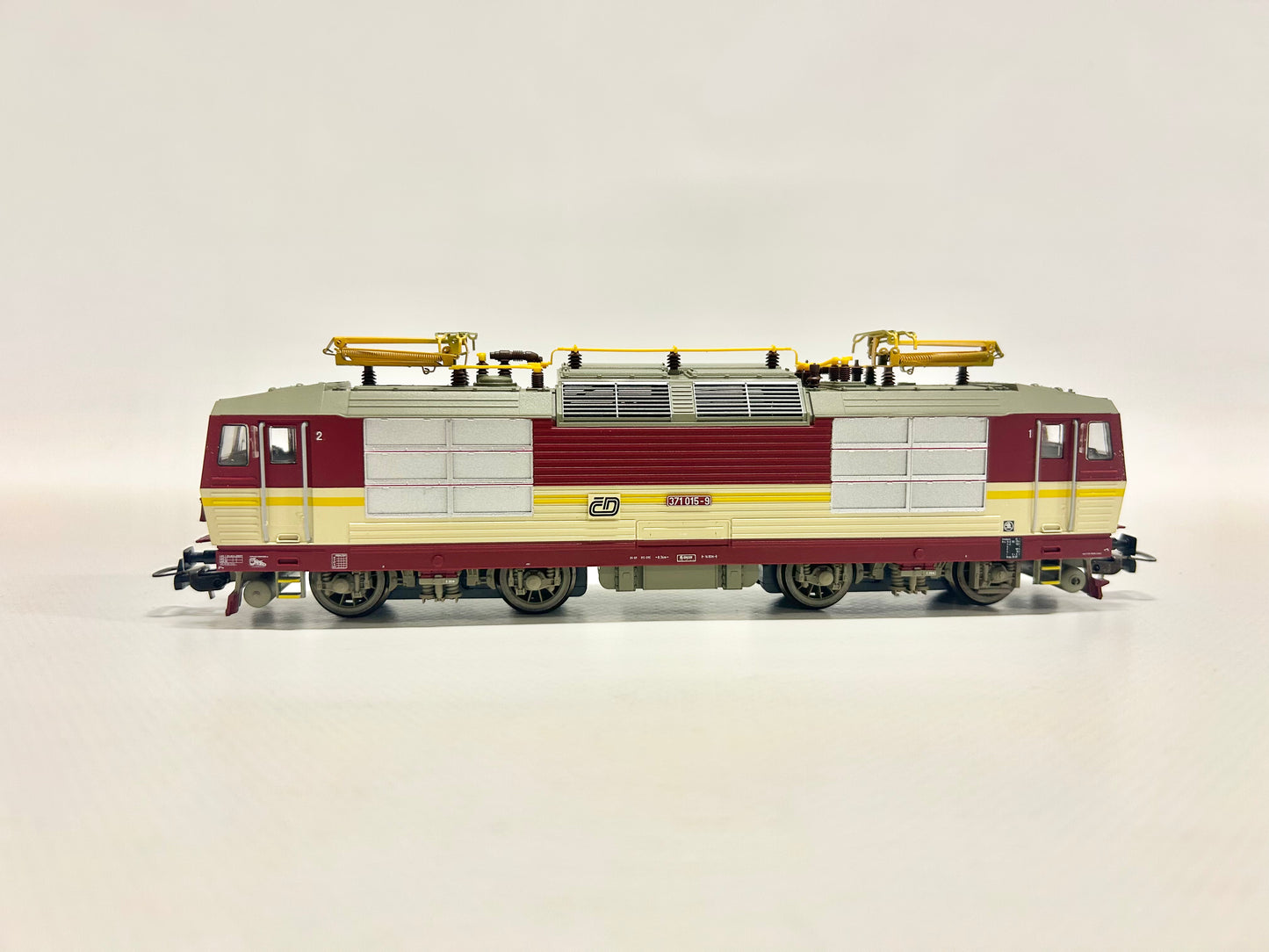 Piko 51026 DSS E-Lok Br 371 015-9 "Knödelexpress" CD DC H0
