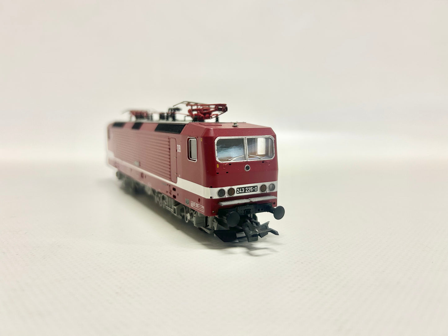 Roco 43687 DUMMY E-Lok Br 243 255-0 DR DC H0