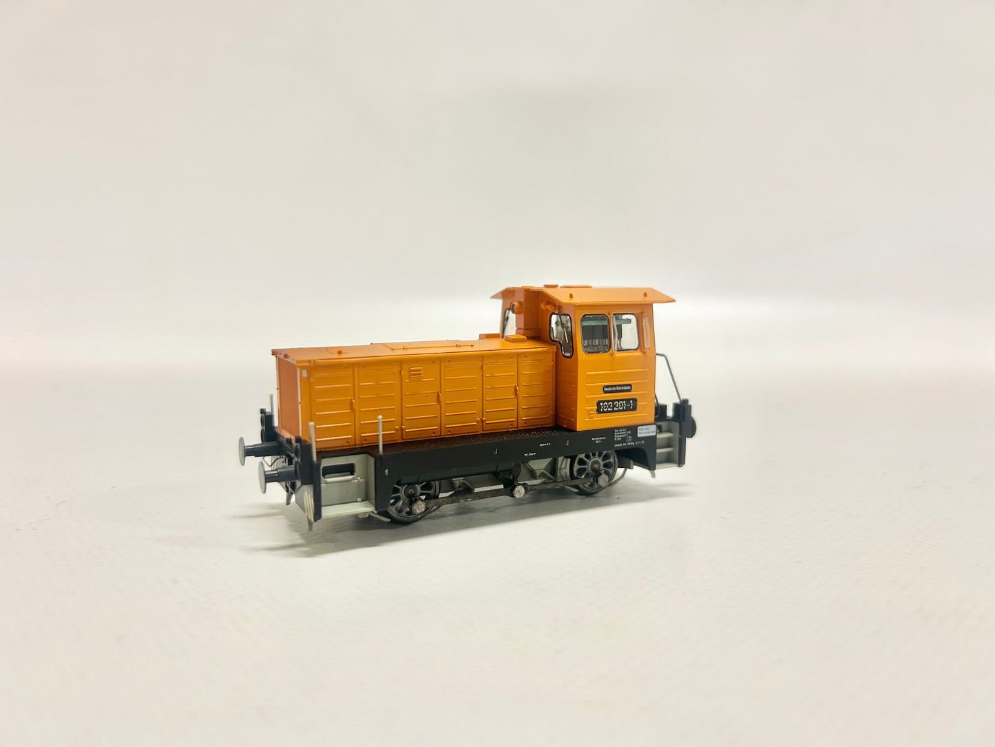 Brawa 0552 Diesellok Br 102 201-1 Rangierlok DR DC H0