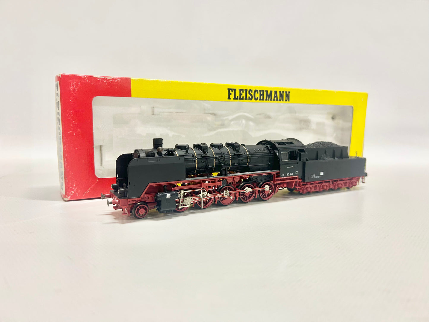 Fleischmann 4181 Dampflok Br 50 840 DR DC H0