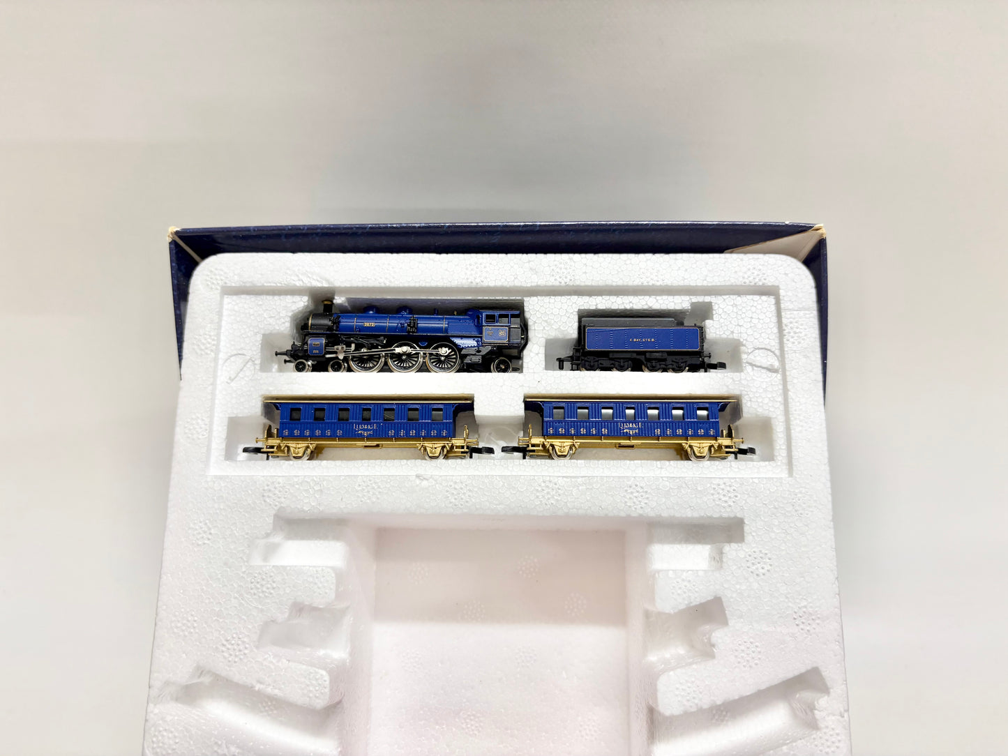 Märklin 81563 Mini Club Zugpackung Personenzug mit Dampflok S3/6 Musical "Ludwig II" K.Bay.Sts.E. Z