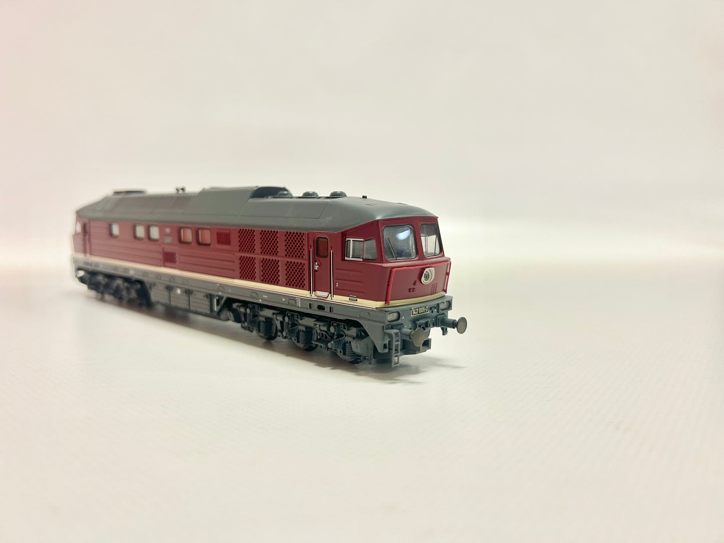 Roco 63430 DSS Diesellok Br 142 001-7 Ludmilla DR DC H0