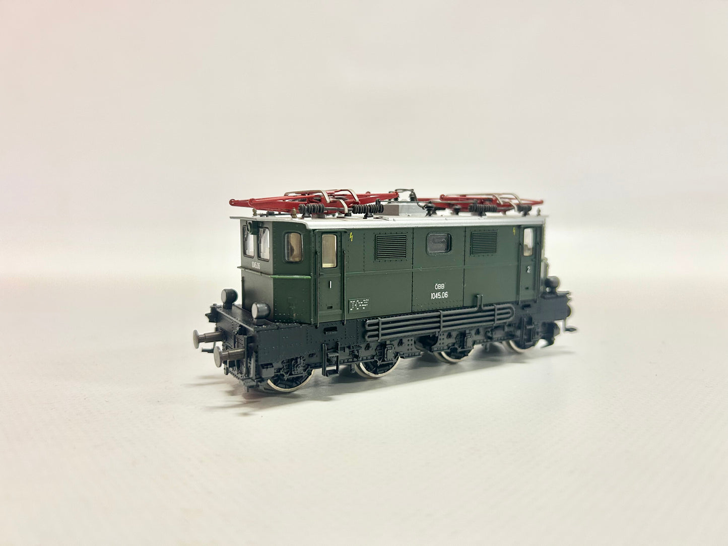 Roco 43530 E-Lok Br 1045 ÖBB DC H0