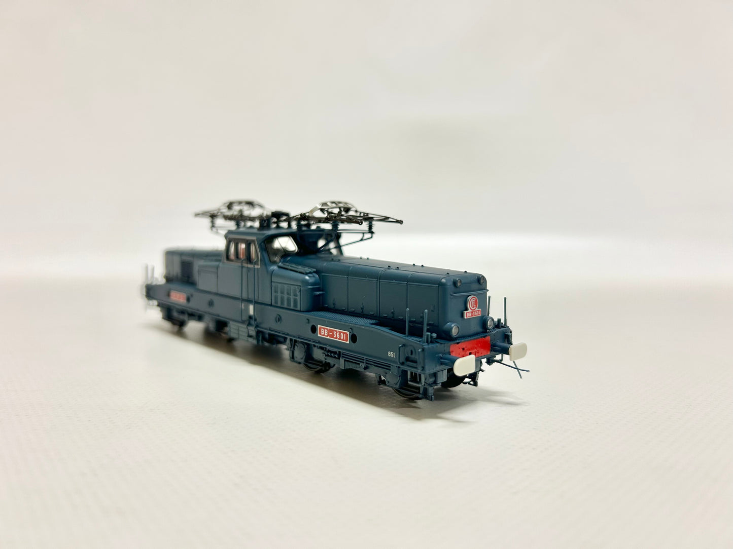 Trix 22361 DSS E-Lok BB 12000 "Bügeleisen" SNCF DC H0