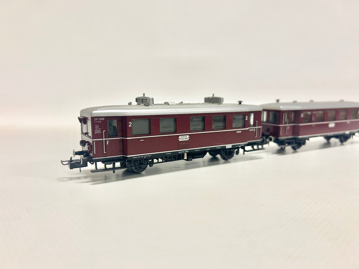 Trix 2470 Dieseltriebwagen VT 75 DB DC H0