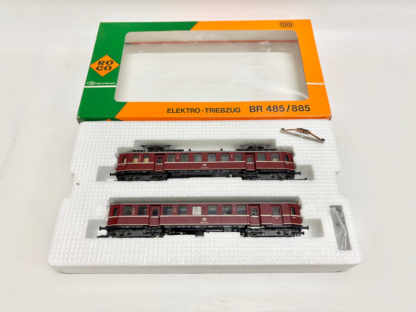 Roco 14148A AC Elektrischer Triebwagen Br 485 022-8 mit Beiwagen DB H0