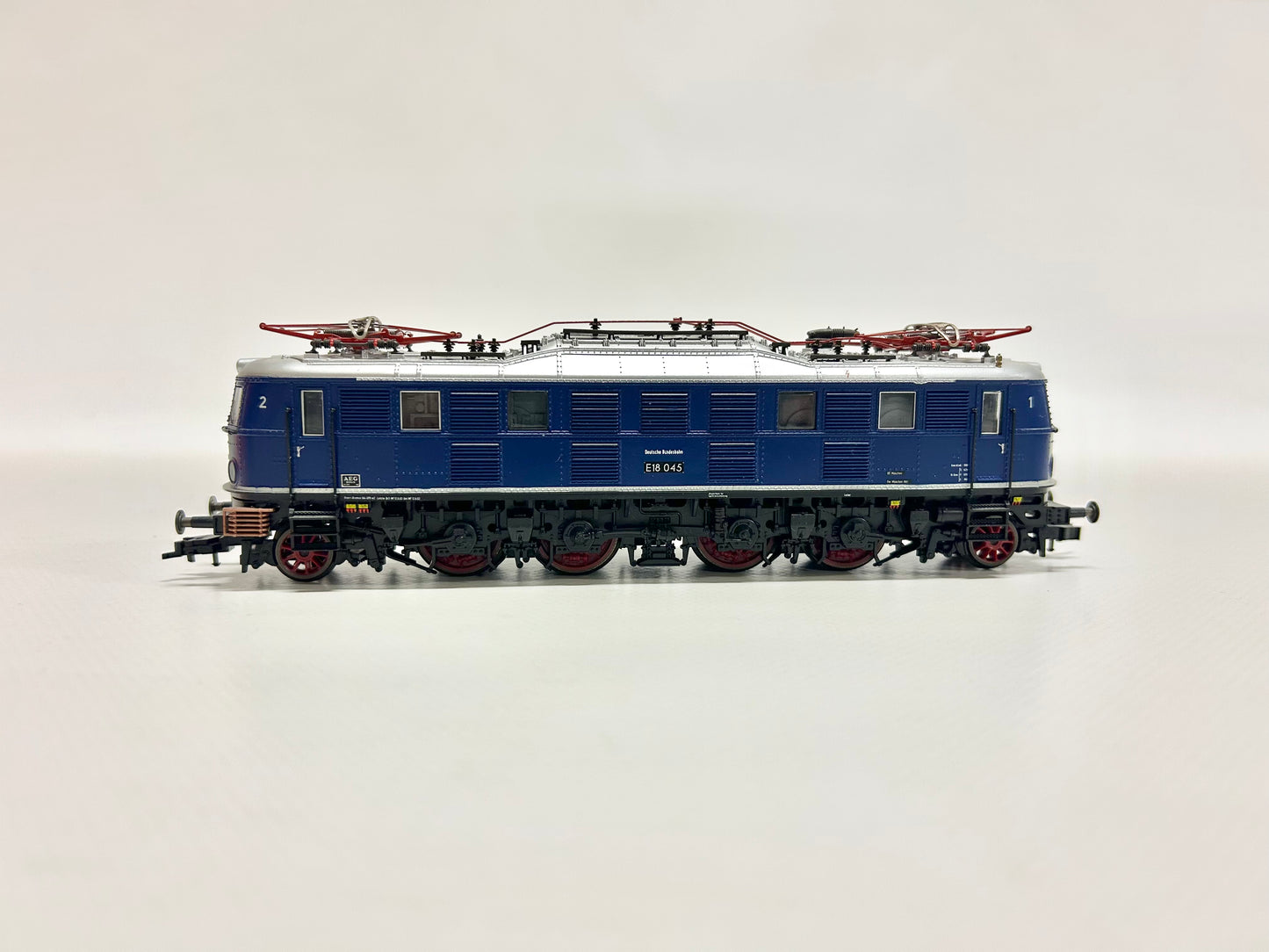 Roco 43659 E-Lok E18 045 DB DC H0