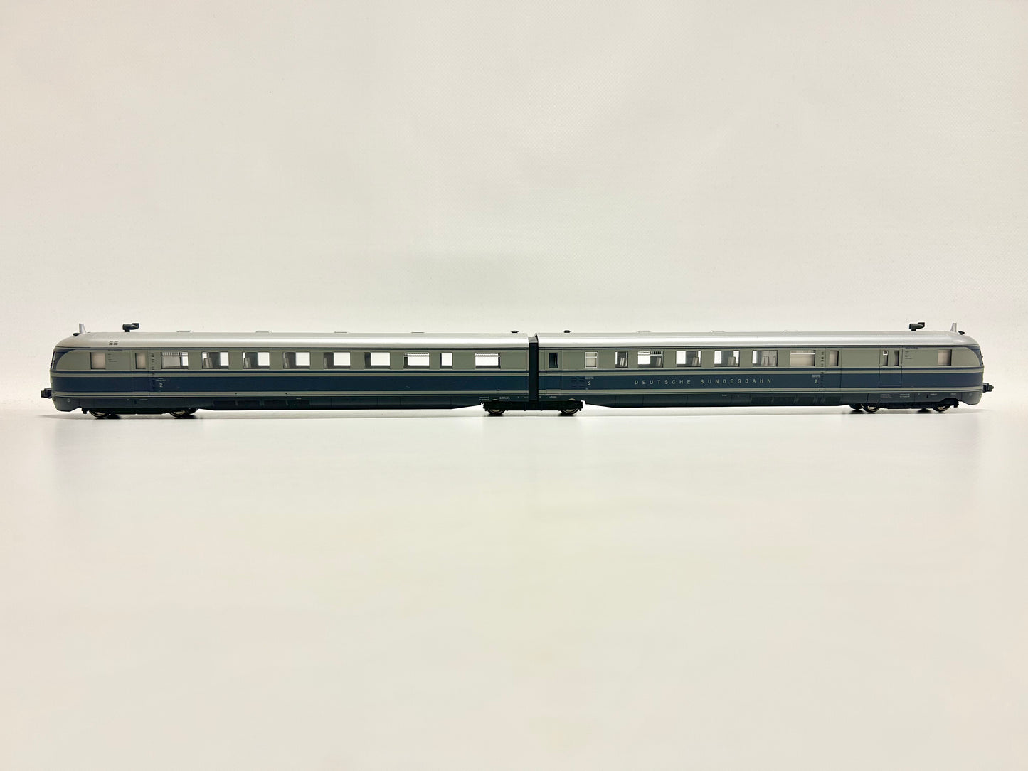 Kato 211059 Dieseltriebszug VT 04.5 "Fliegender Hamburger" DB DC H0