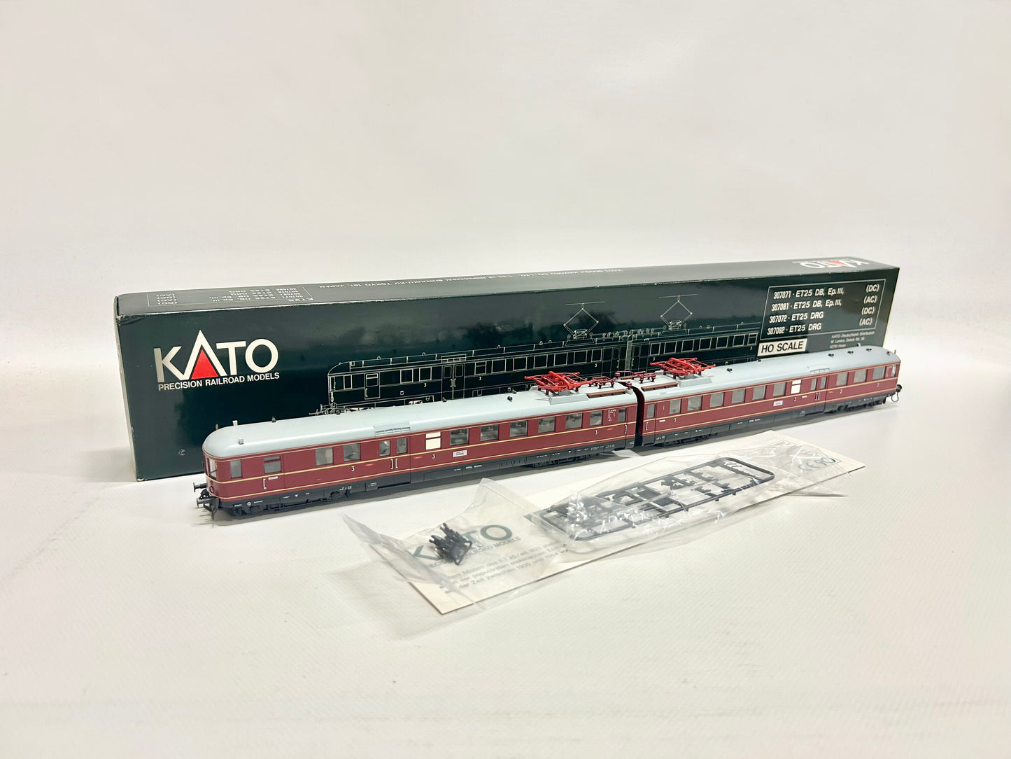 Kato 307071 Elektrotriebwagen ET 25 DB DC H0