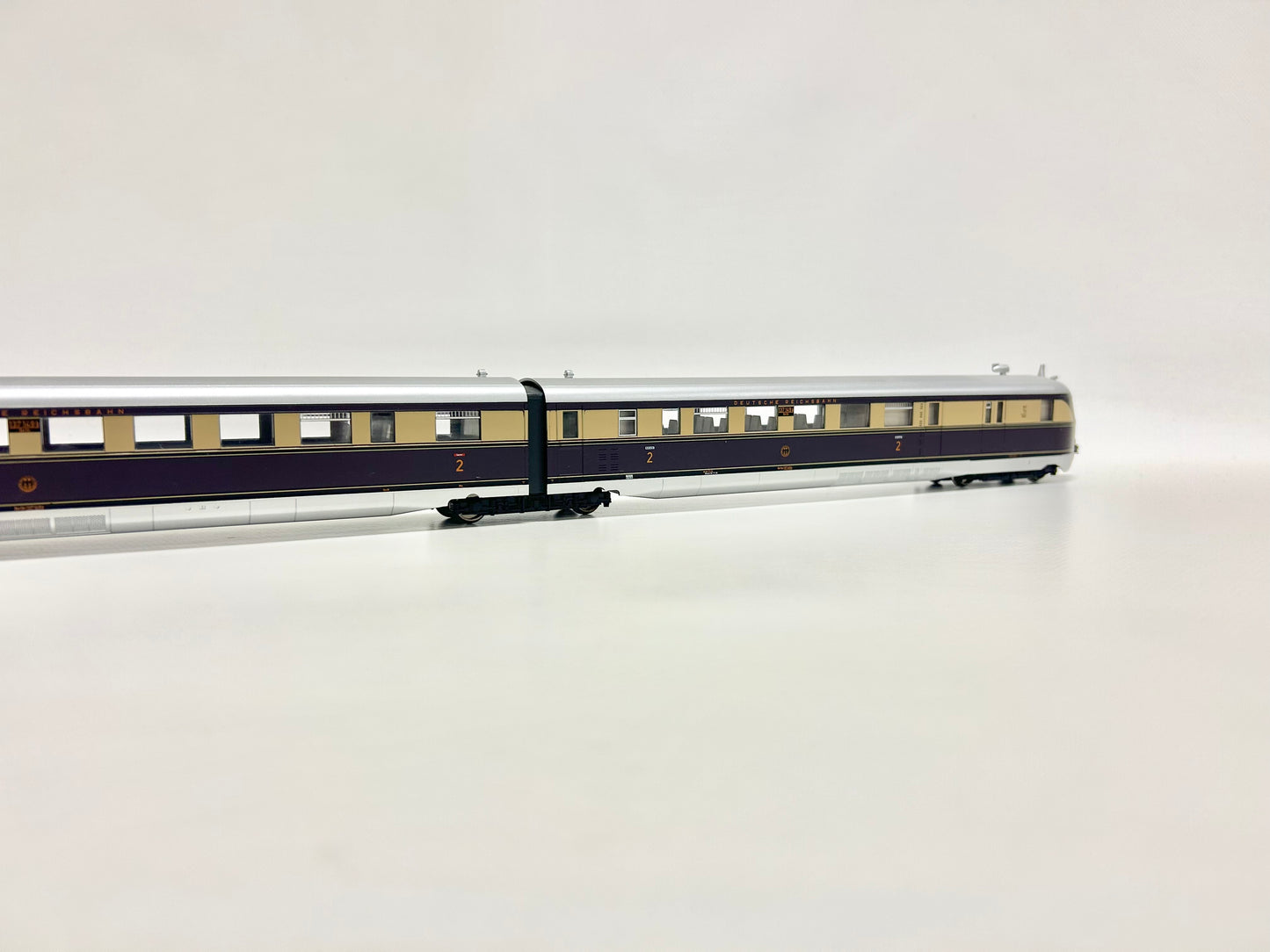 Kato 301390 Diesltriebzug SVT 137 "Fliegender Hamburger DRG DC H0