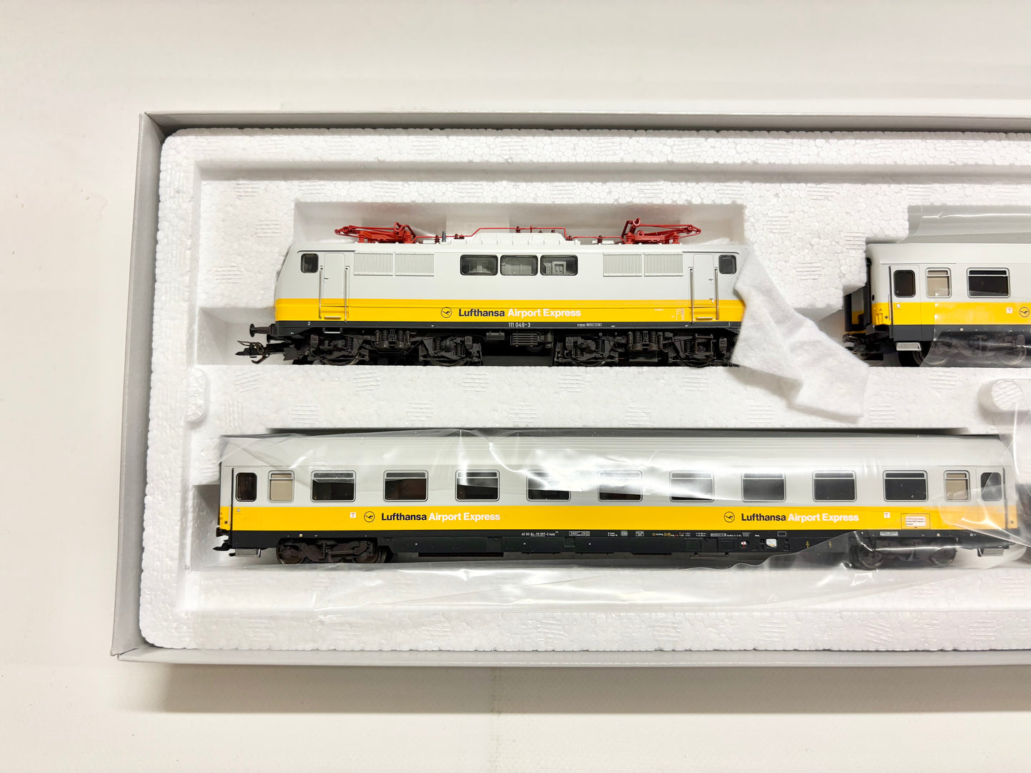 Märklin 26671 Mfx+ Digital & Sound Zugpackung Lufthansa Airport Express DB AC H0