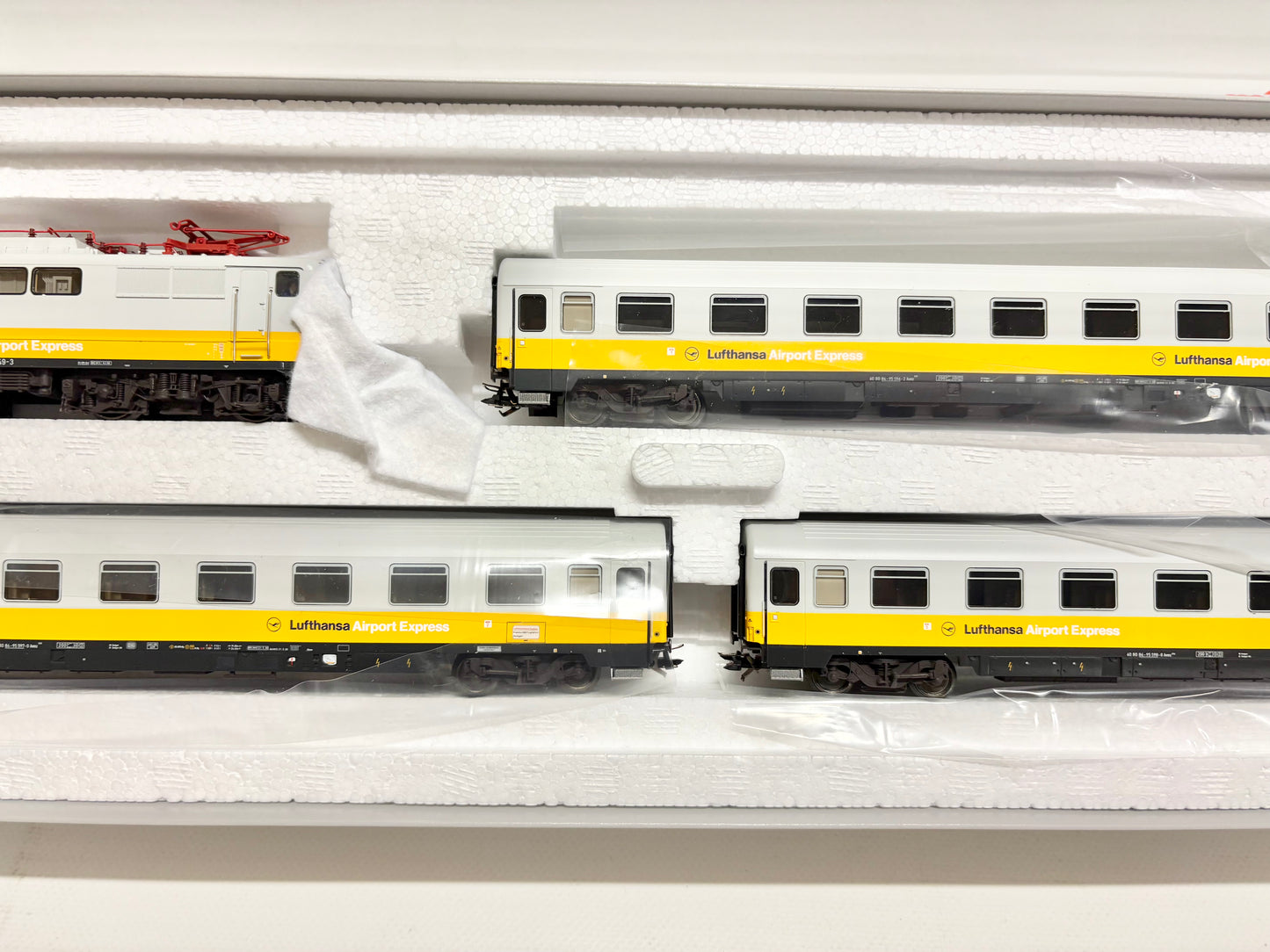 Märklin 26671 Mfx+ Digital & Sound Zugpackung Lufthansa Airport Express DB AC H0