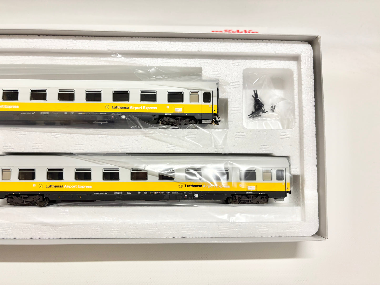 Märklin 26671 Mfx+ Digital & Sound Zugpackung Lufthansa Airport Express DB AC H0