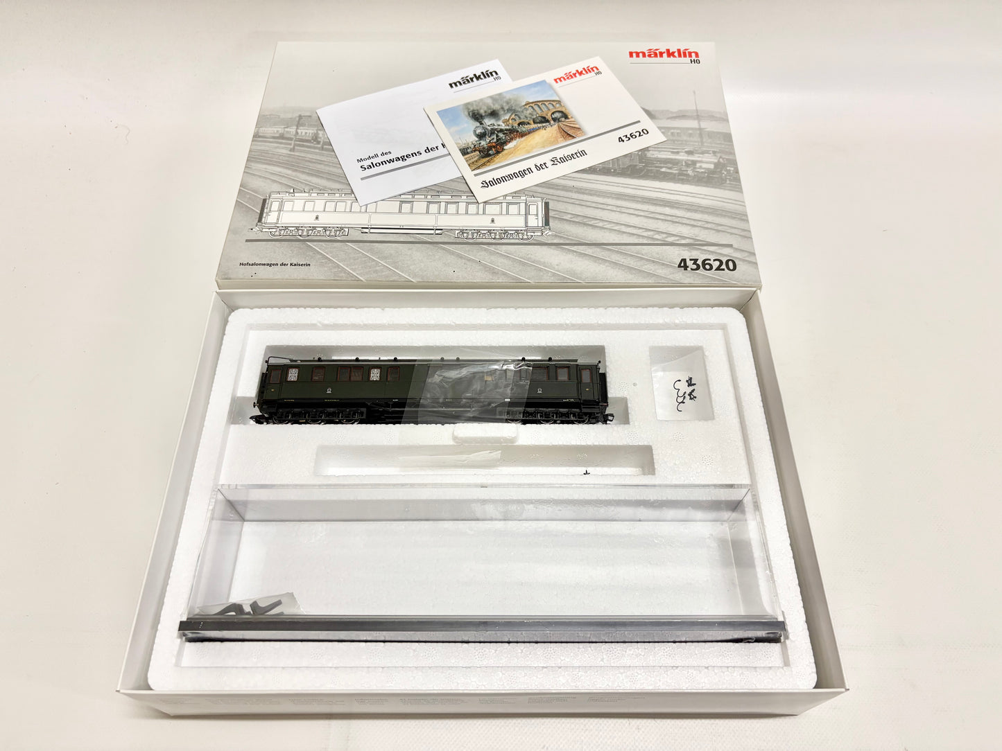 Märklin 43620 Salonwagen der Kaiserin inkl. Vitrine AC H0