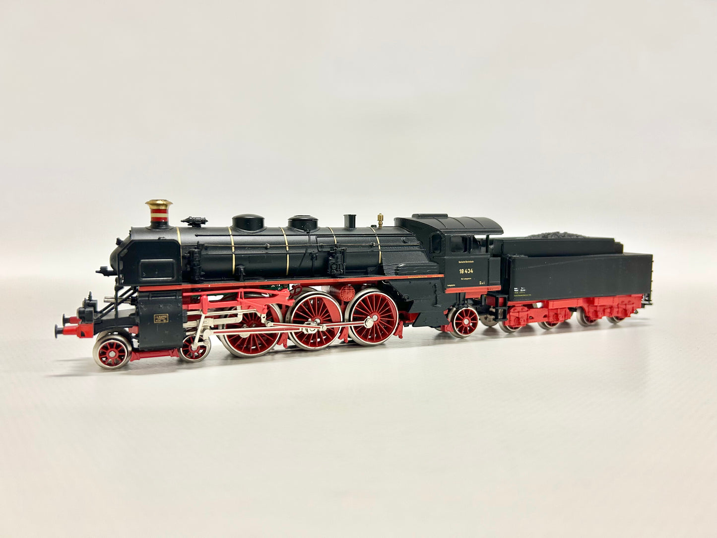 Märklin 3518 Dampflok Br 18 Rheingold, H0, OVP, TOP