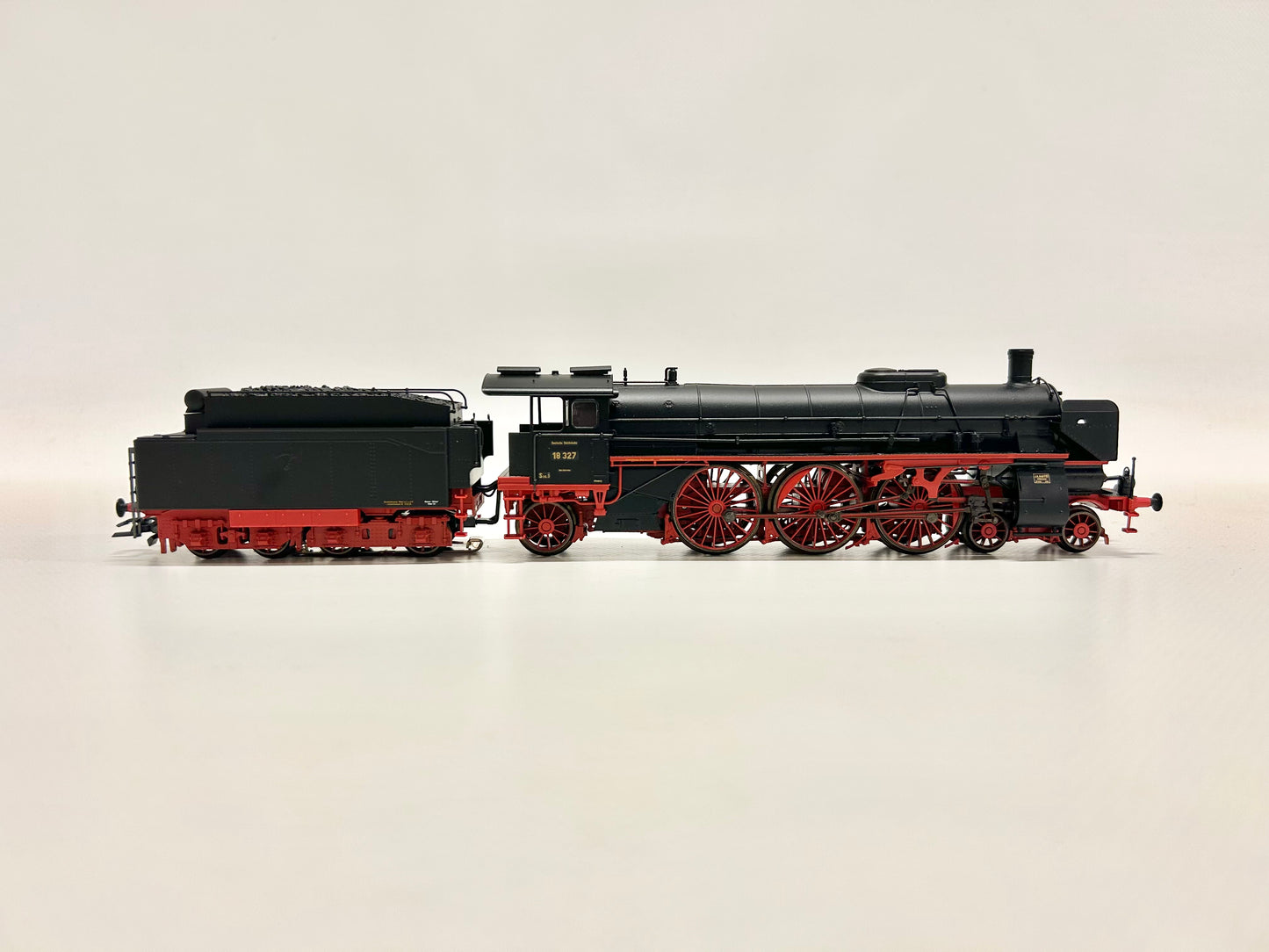 Märklin 39025 Mfx-Digital Dampflok Br 18 327 DRG AC H0