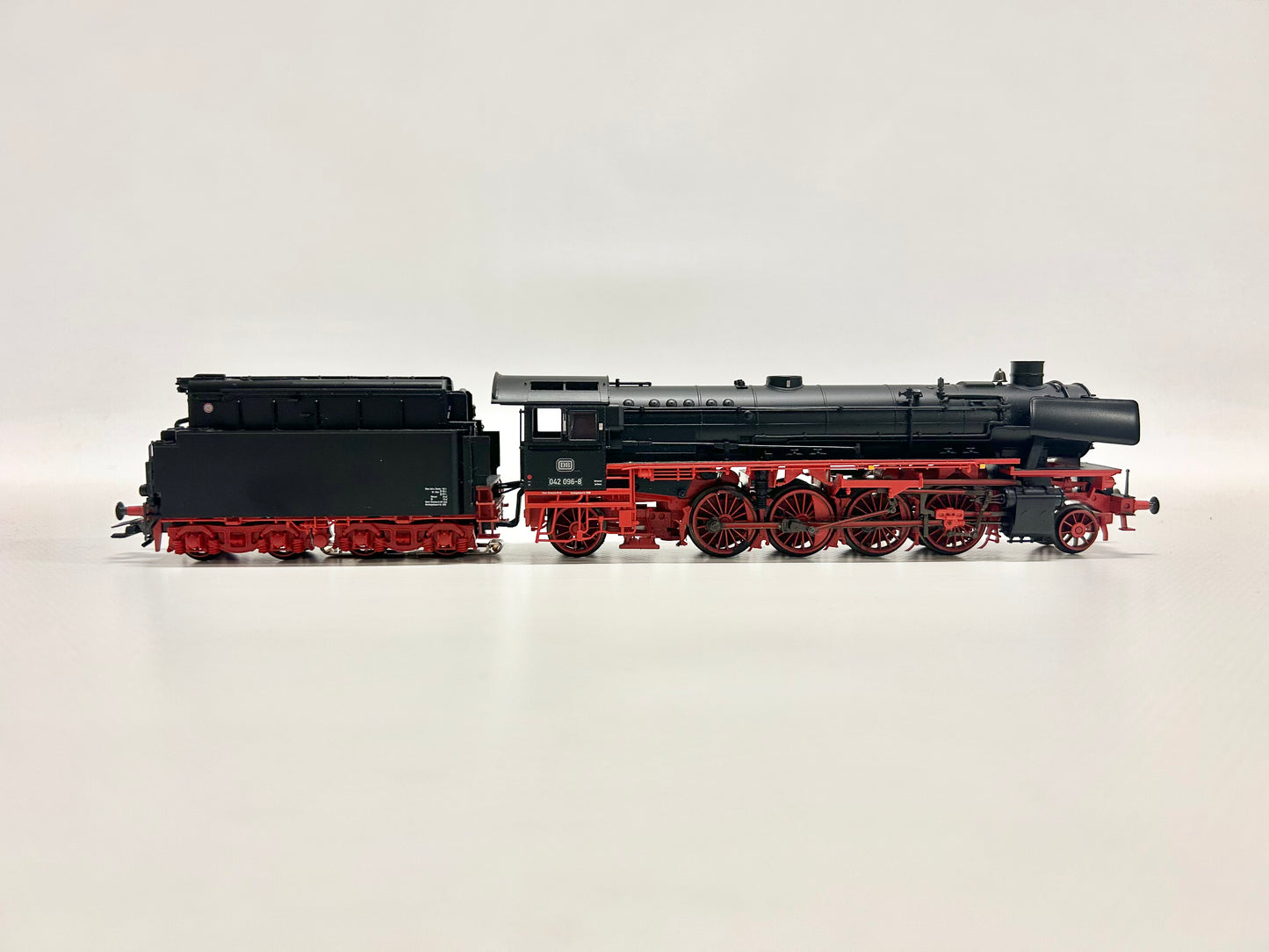 Märklin 37925 Mfx-Digital + Sound Dampflok Br 042 096-8 DB AC H0