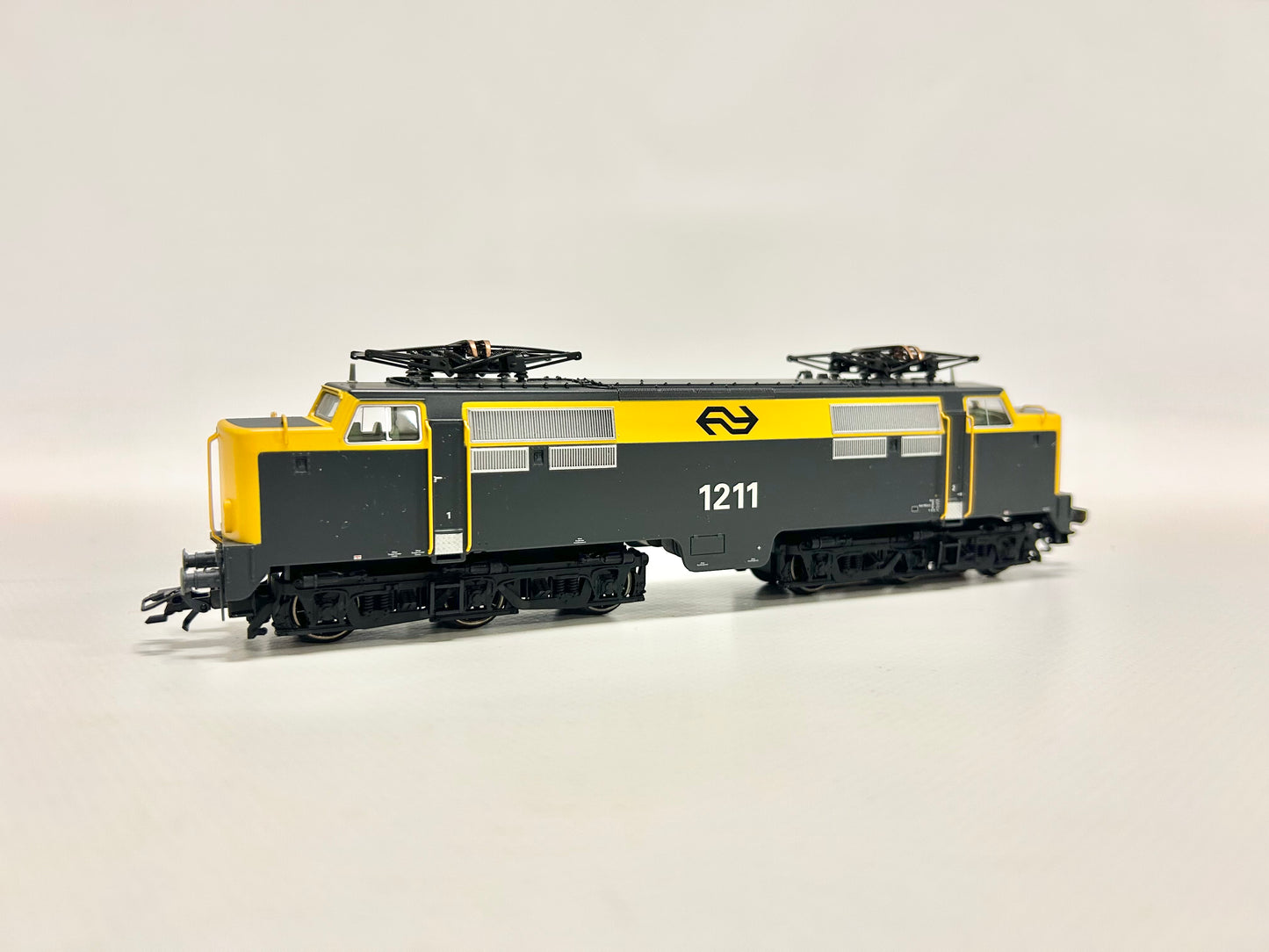 Märklin 37120 Mfx-Digital Sound E-Lok Serie 1211 NS AC H0