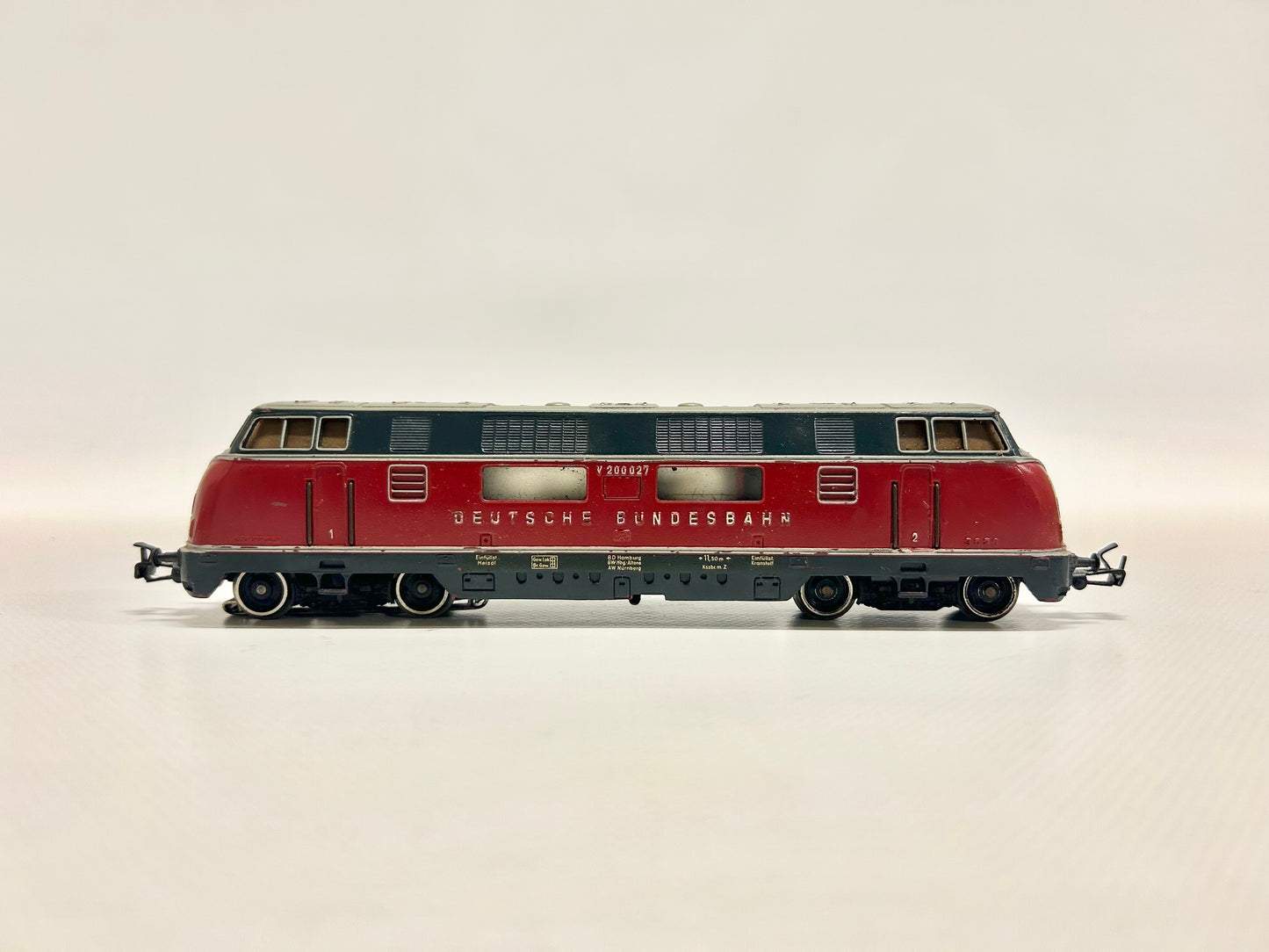 Märklin 3021 V200 Diesellok, H0, OVP