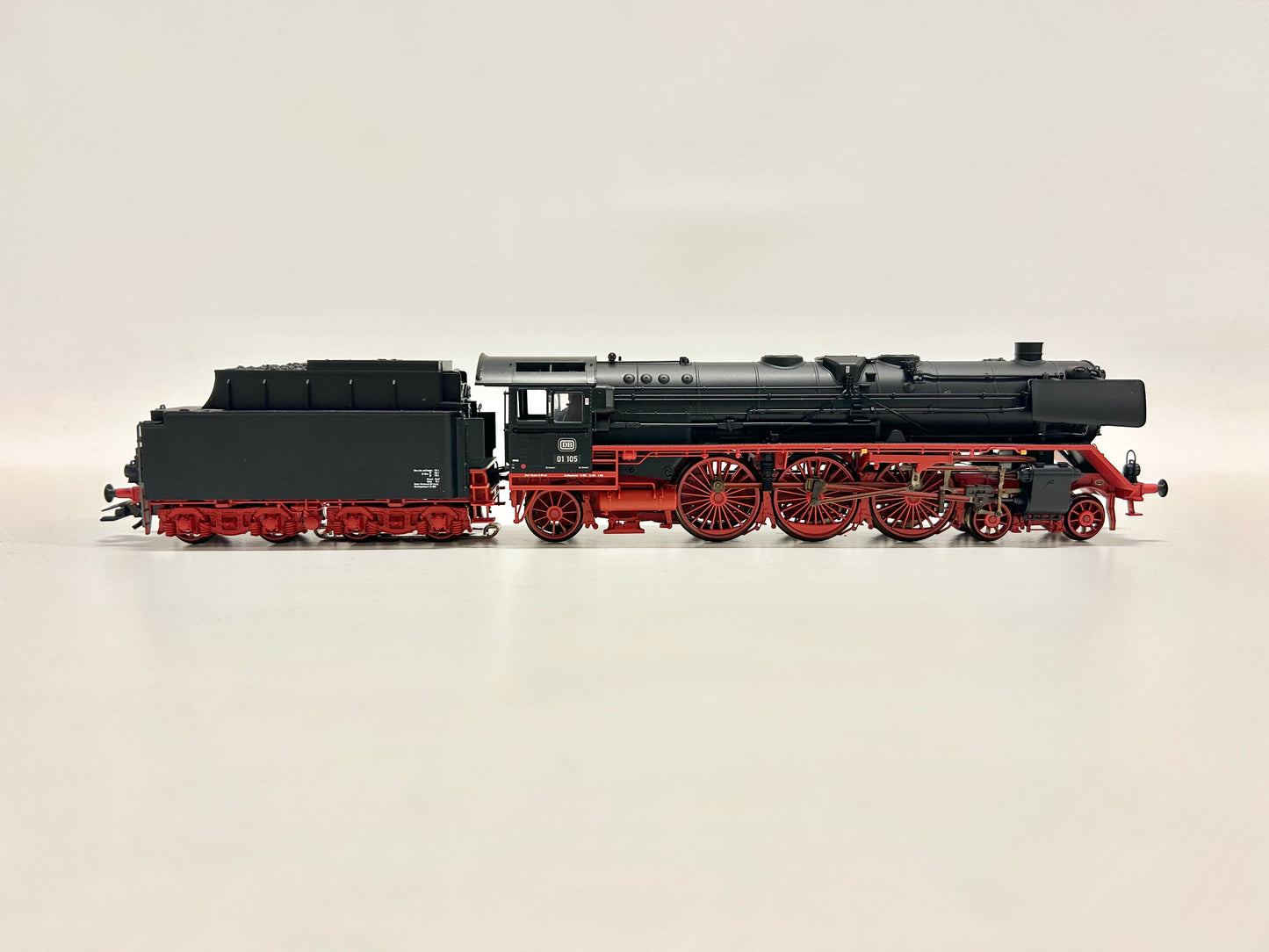 Märklin 39004 Mfx+ Digital Sound Dampflok Br 01 105 DB AC H0