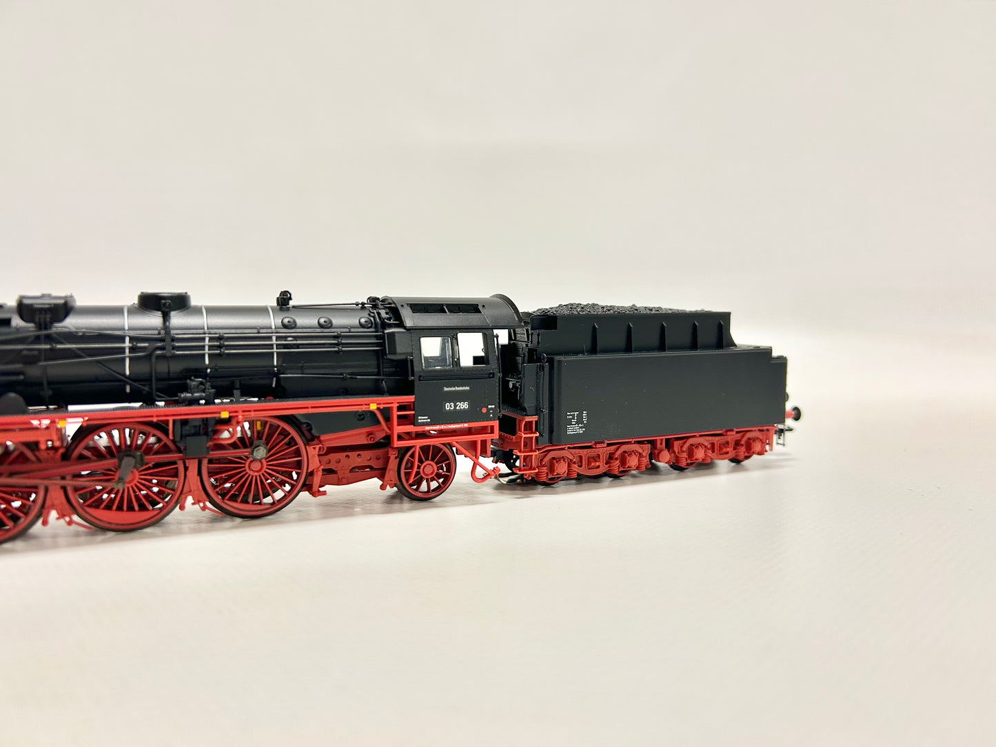 Märklin 37957 Mfx-Digital Dampflok Br 03 266 DB AC H0