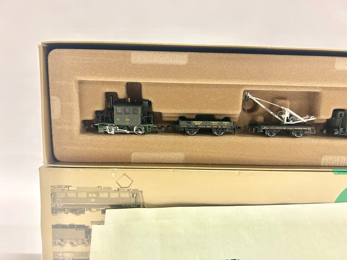 Minitrix 11015 Track Construction Train with Steam Locomotive Glass Box N Gauge