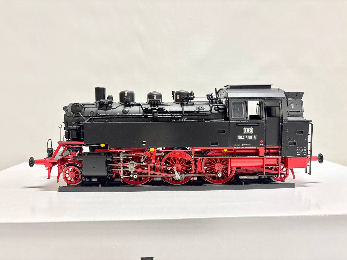 Märklin 55641 Mfx-Digital + Sound Dampflok Br 064 305-6 DB Spur 1