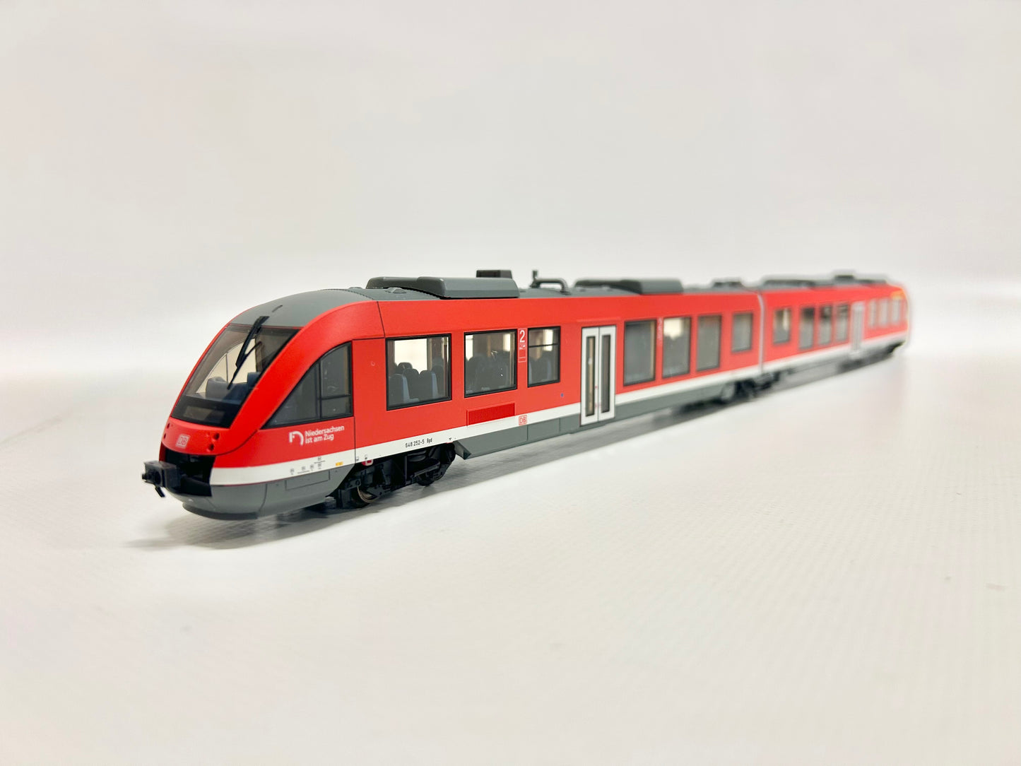 Märklin 37730 Mfx-Digital + Sound Dieseltriebwagen Br 648 LINT 41 DB AC H0