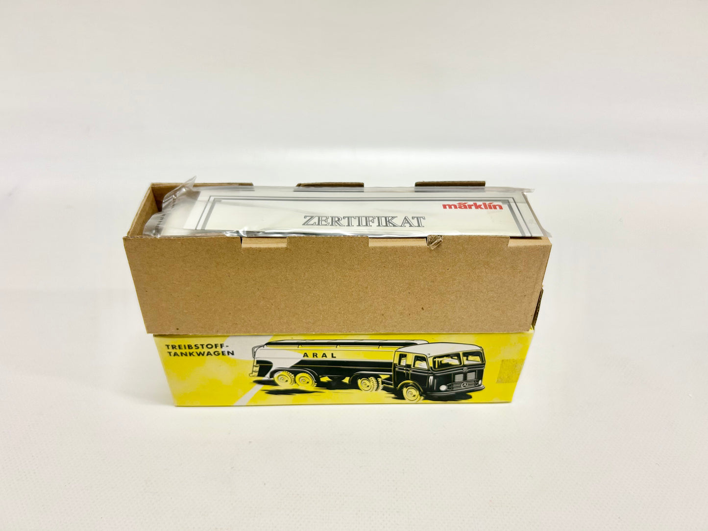 Märklin 18032 Treibstoff Tankwagen ARAL Guss