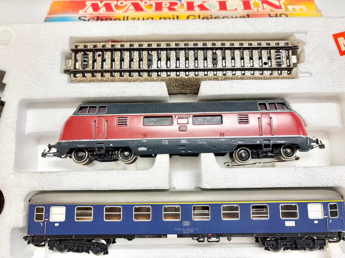 Märklin 3122 Personenzug mit Gleisoval Diesellok V200 006 DB AC H0