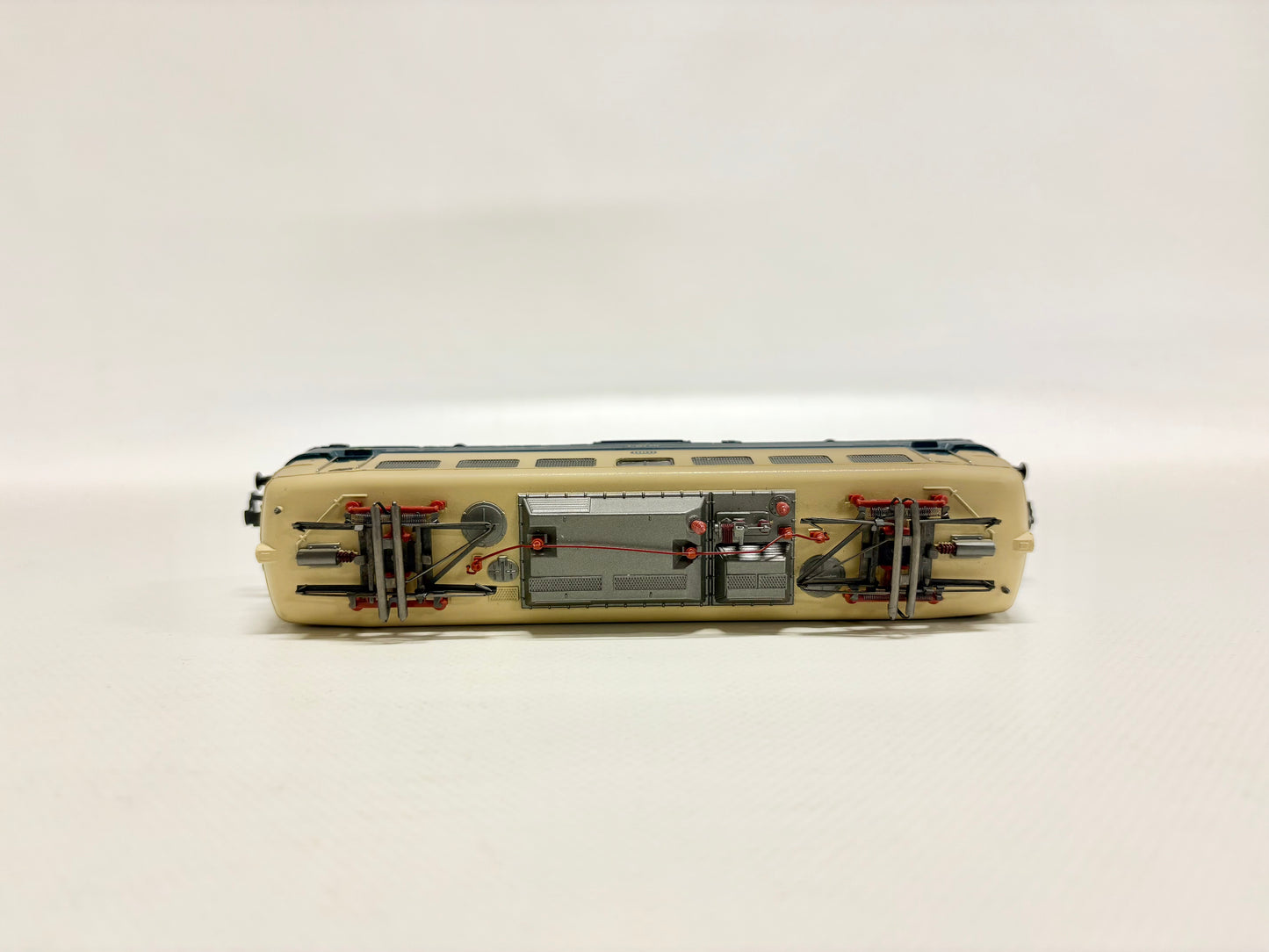 Märklin 3156 E-Lok Br 140 239-5 DB AC H0