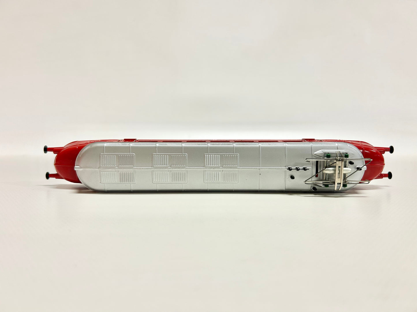 HAG Nr. 101 Elektro-Triebwagen RCe 2/4 "Roter-Pfeil" SBB DC H0