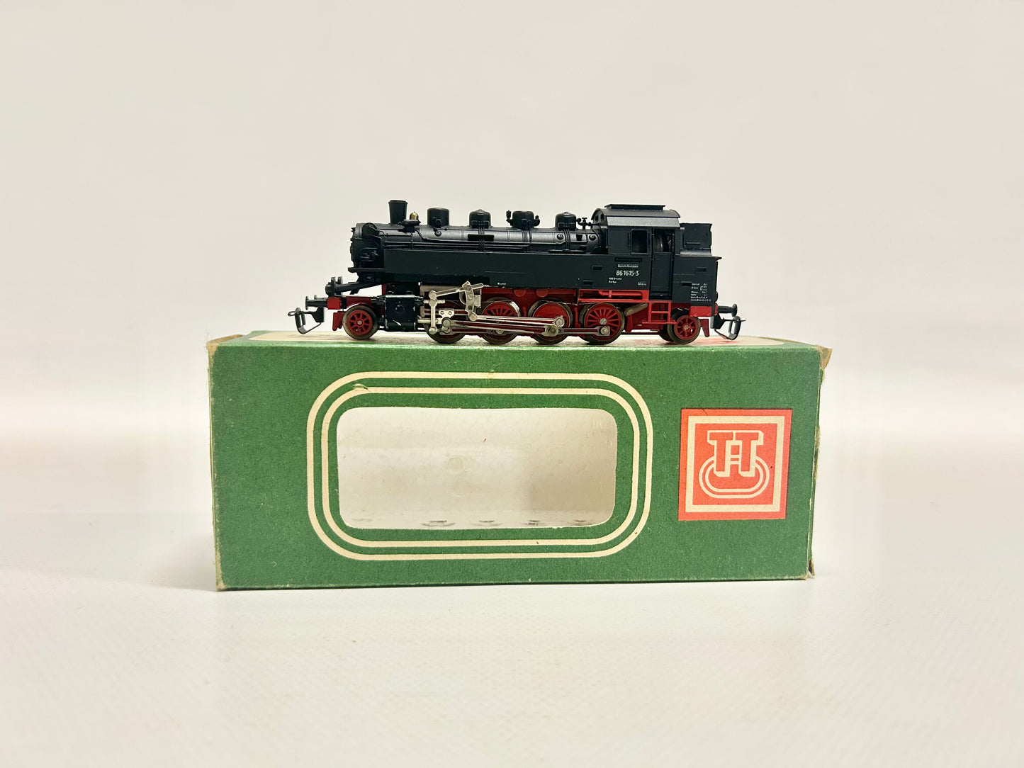BTTB 2240 Dampflok Br 86 1615 DR Spur TT