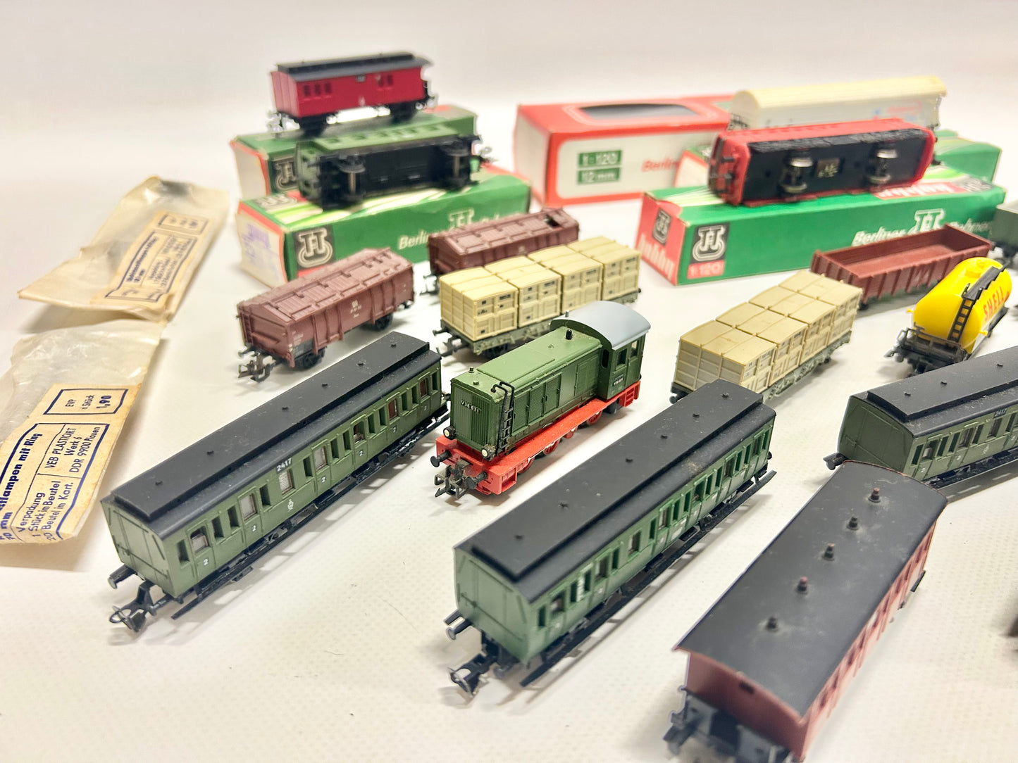 BTTB Spur TT Konvolut mit 2x Diesellok Personen & Güterwagen DR DDR