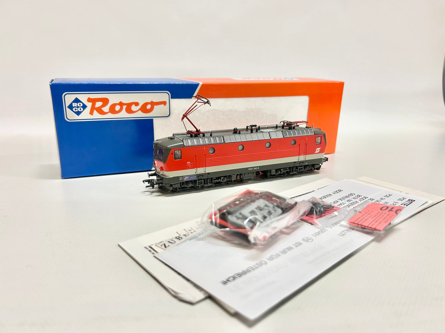 Roco AC 43998 for Märklin ÖBB 1044 electric locomotive H0