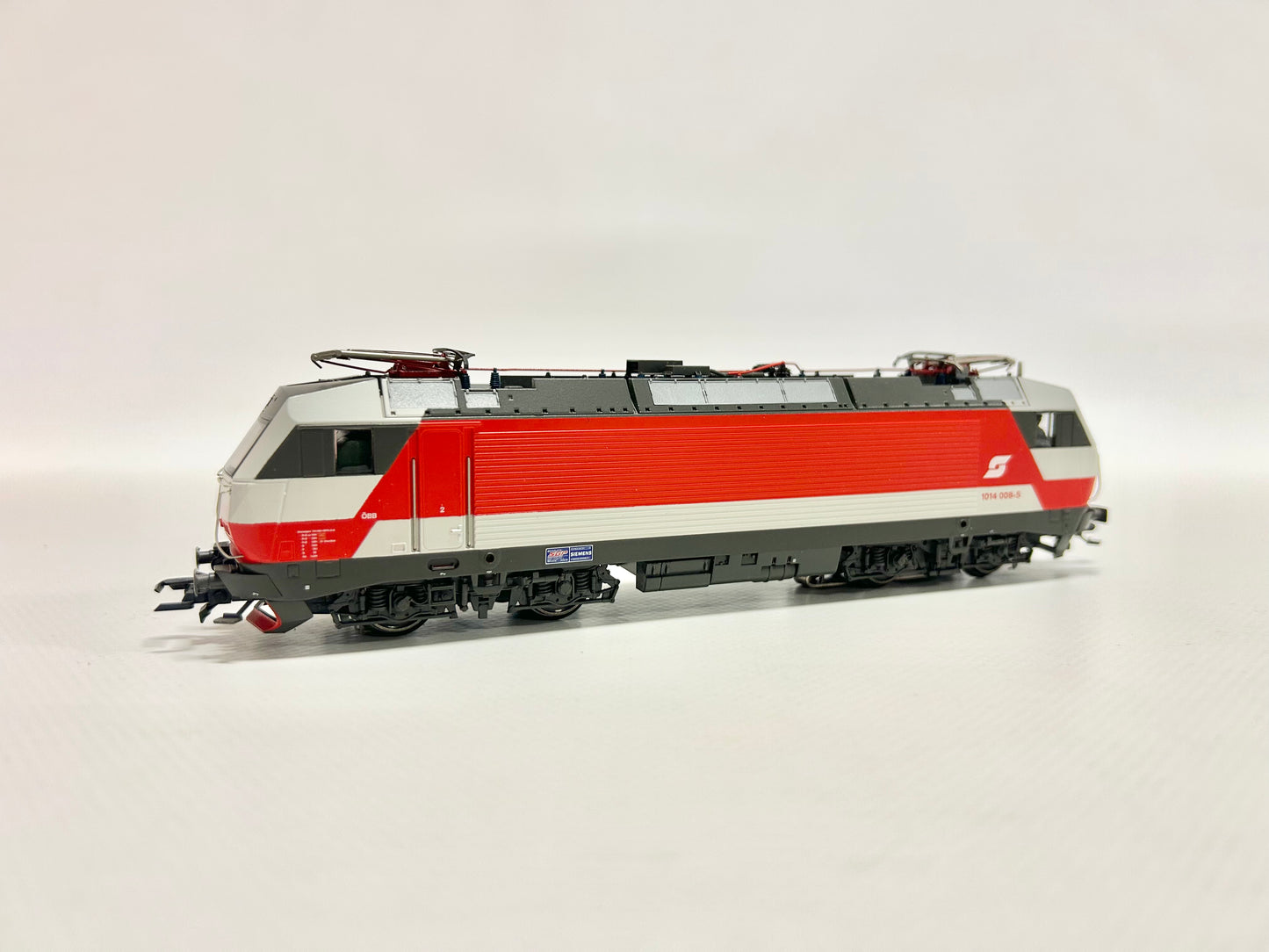 Roco AC 43860 ÖBB 1014 electric locomotive H0