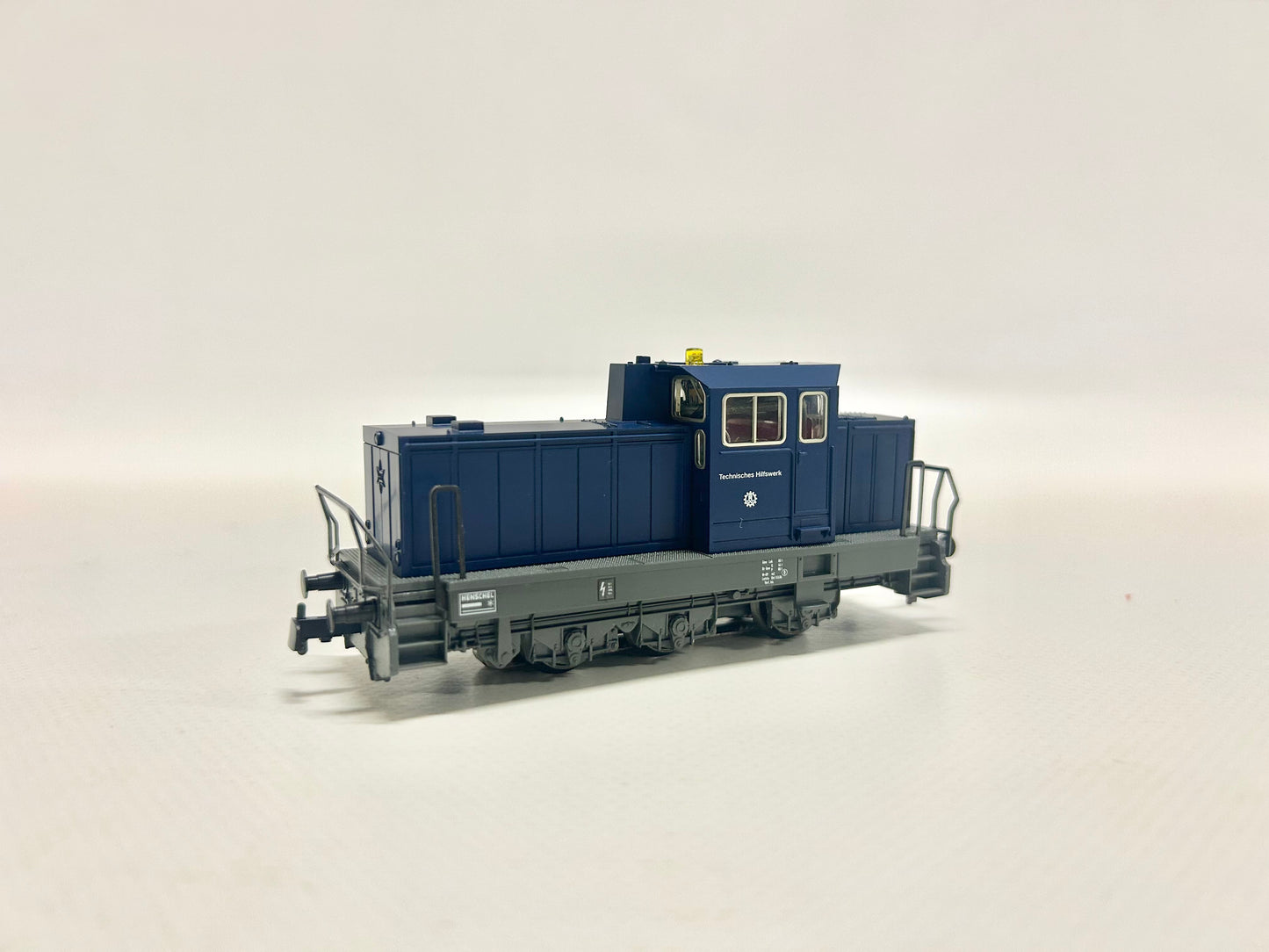 Märklin 33786 Digital Diesellok DHG 700 C mit Blinklicht THW AC H0