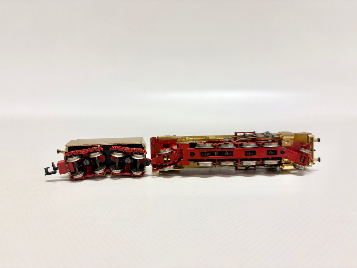 Arnold 2707 Dampflok Br 41 *vergoldet* Standmodell DR Spur N
