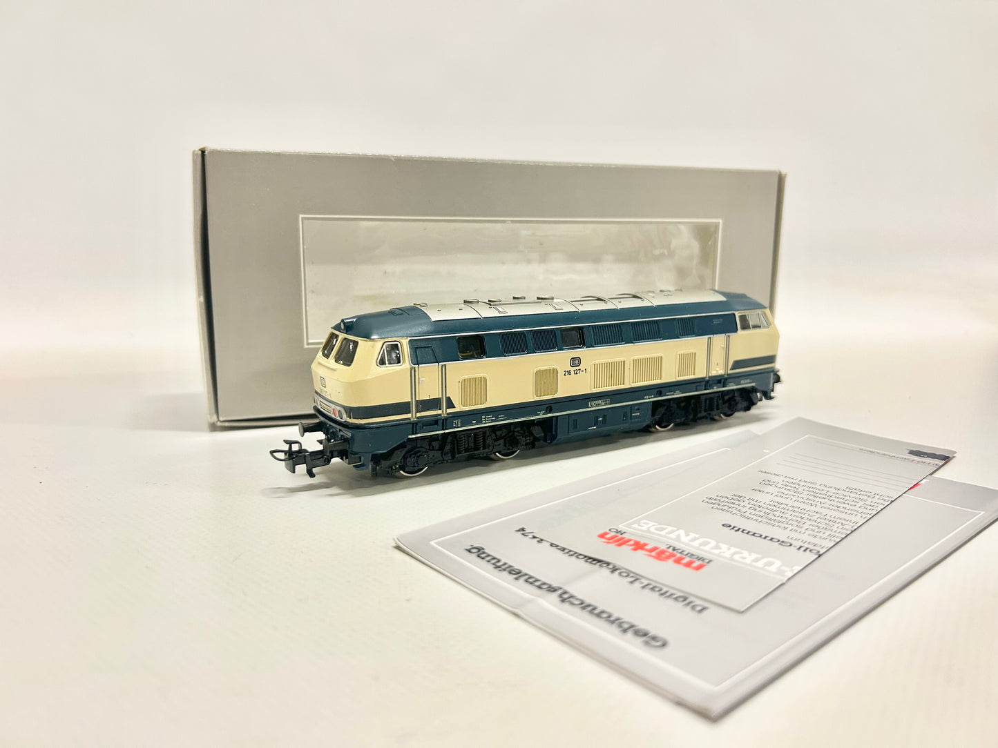 Märklin 3674 Digital Diesellok Br 216 127-1 DB AC H0