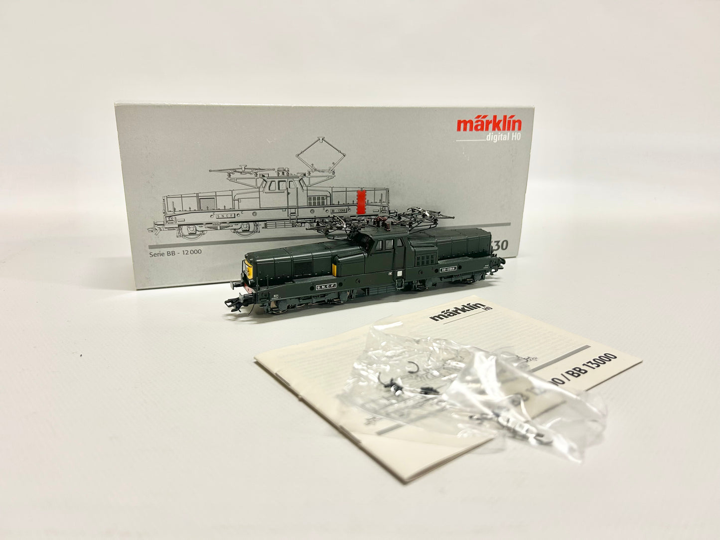 Märklin 37330 Digital Electric Locomotive SNCF "Iron" H0