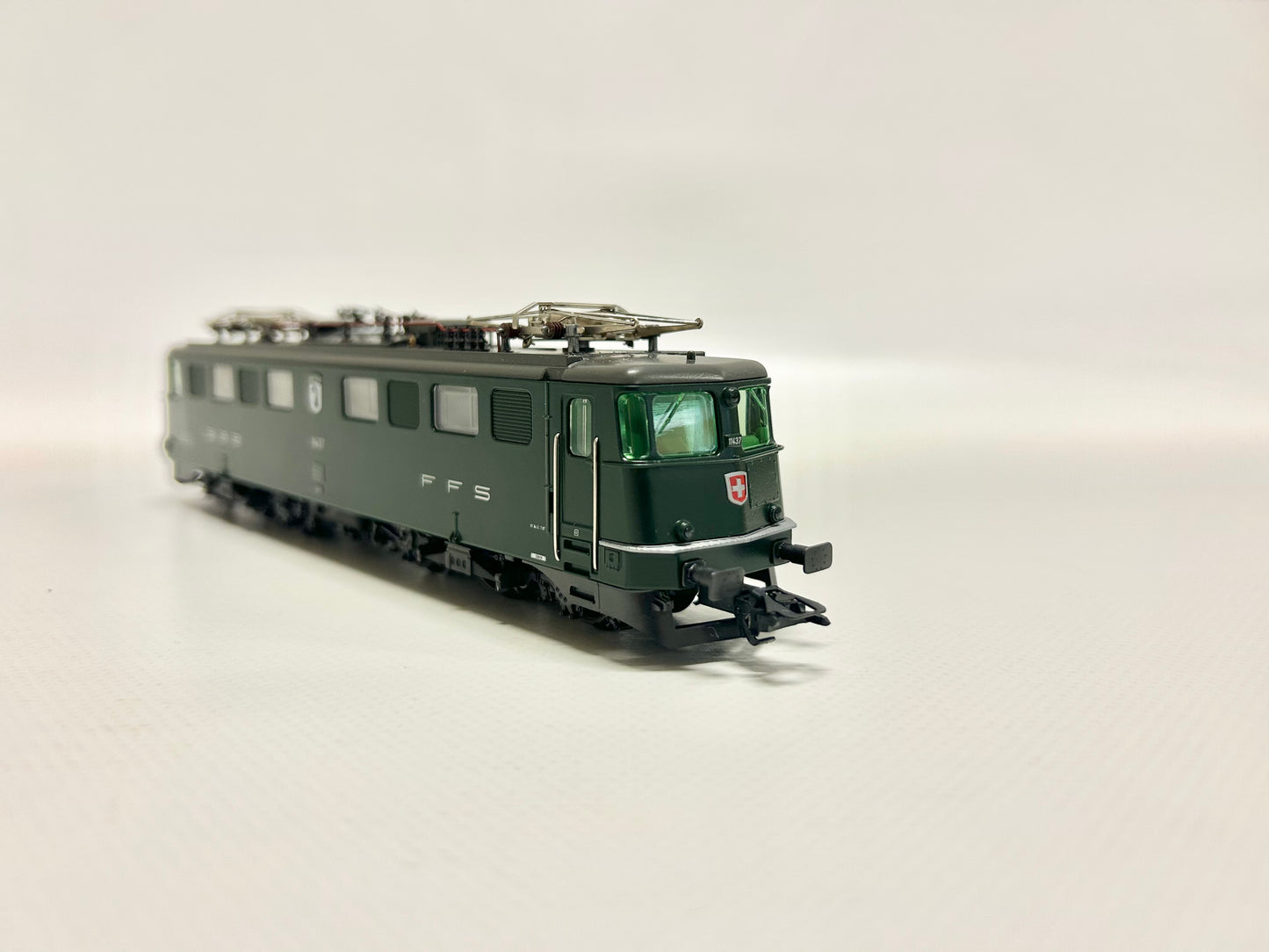 Märklin 3337 E-Lok Serie Ae 6/6 SBB AC H0