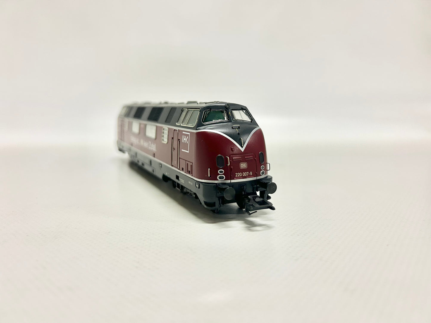 Märklin 01505 Diesellok Br 220 SoMo "IHK Erfolg ist kein Zufall" DB AC H0