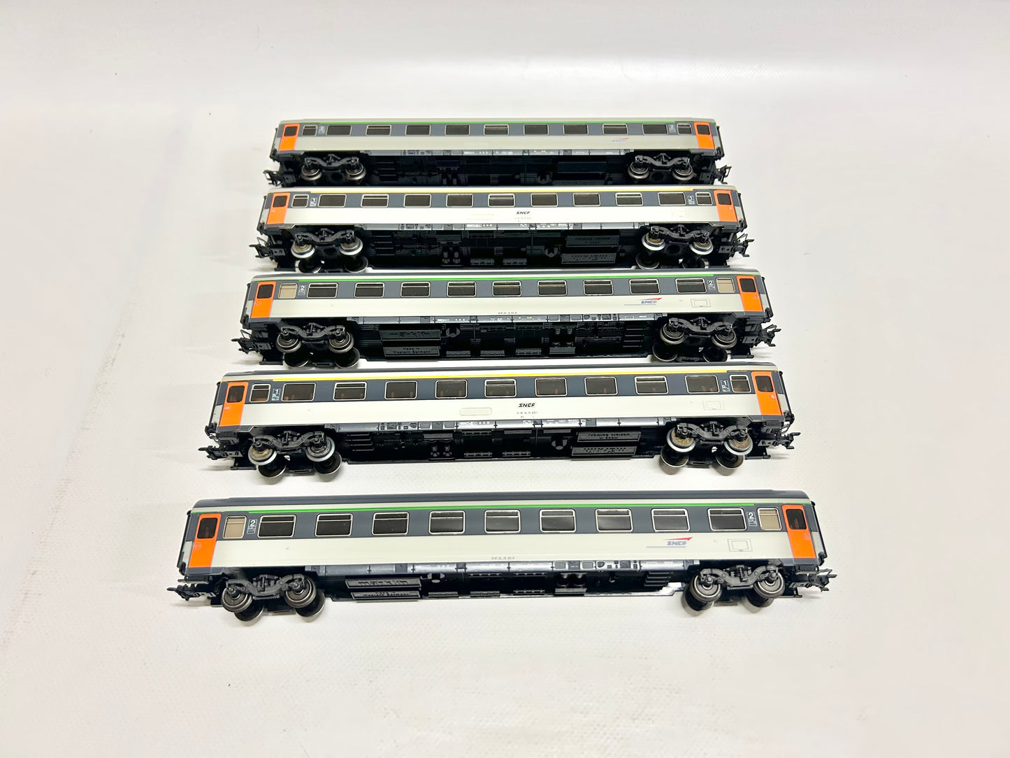 Märklin 5x SNCF Personenwagen Konvolut H0
