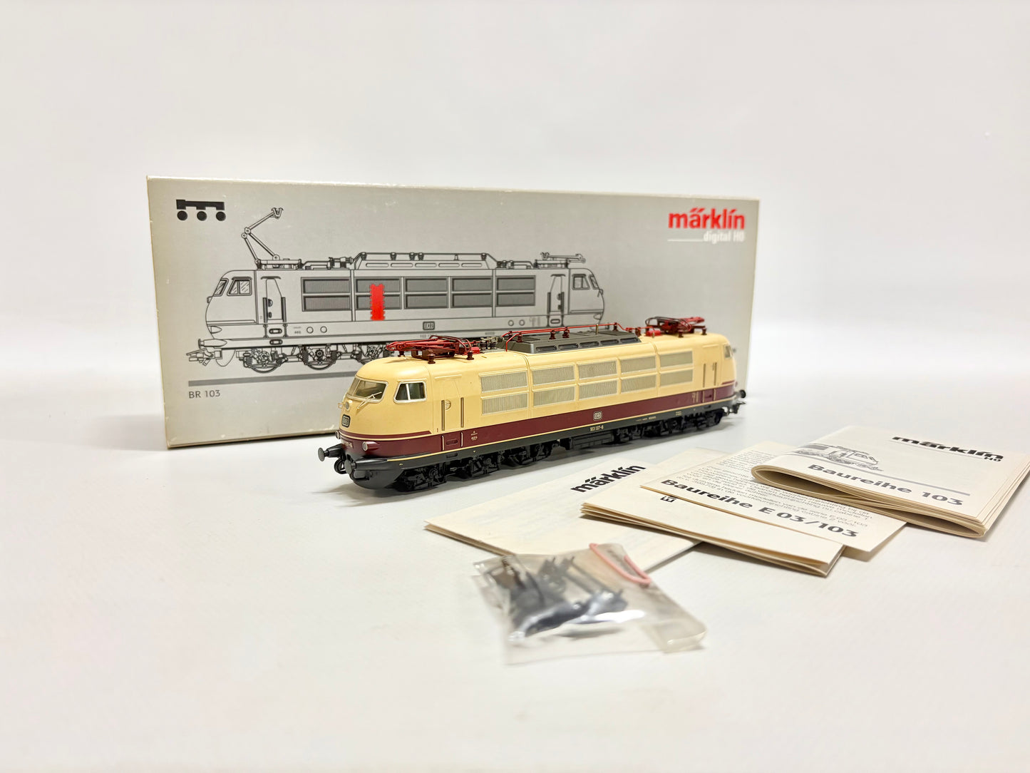 Märklin 39579 Digital Br 103 137-6 IC TEE DB AC H0
