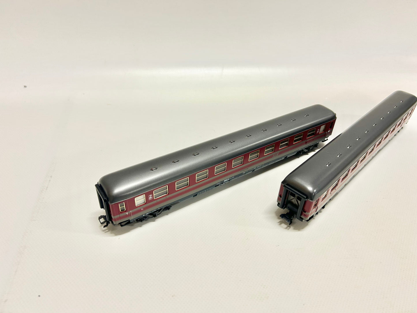Märklin 2x 4189 Italienische Personenwagen H0