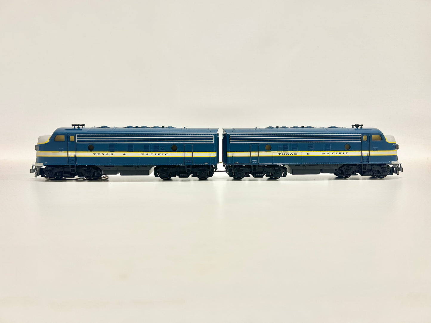 Märklin 3481 Digital Diesel-elektrische Lok GM EMD F7 Texas Pacific USA AC H0