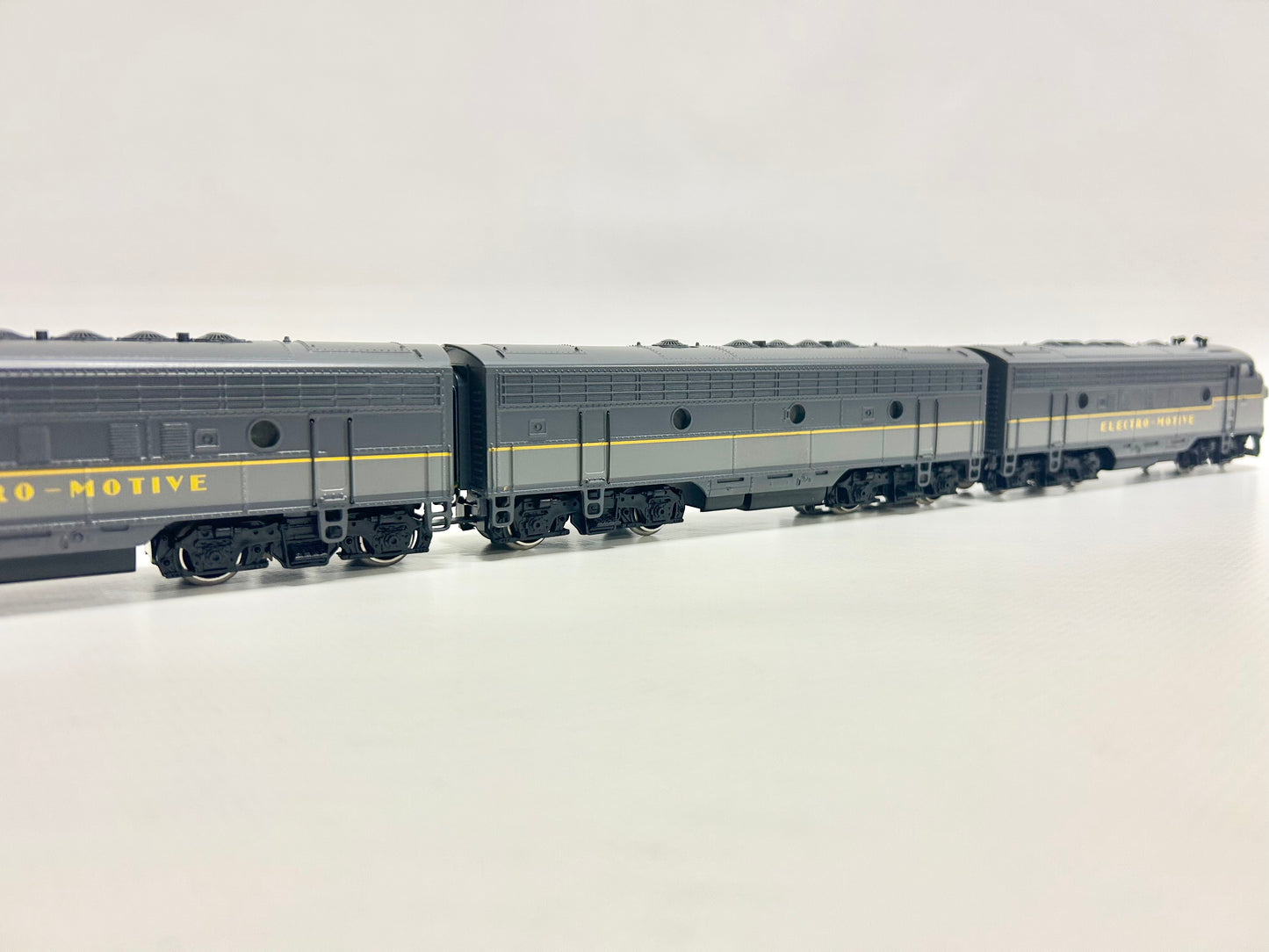 Märklin 3349 Diesel-elektrische Lok GM EMD F7 USA AC H0