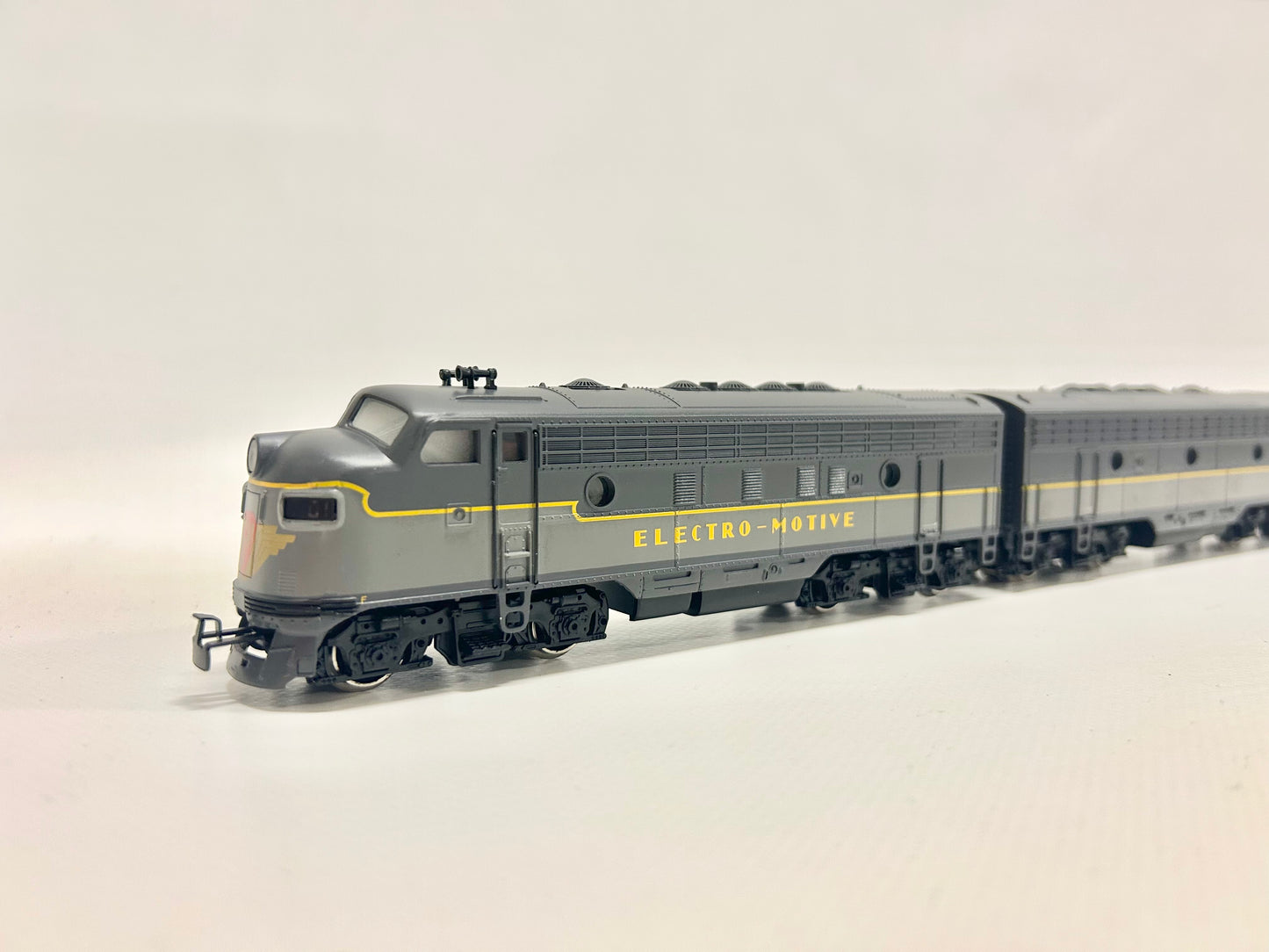 Märklin 3349 Diesel-elektrische Lok GM EMD F7 USA AC H0